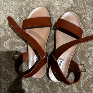 Steve Madden sandals size 7.5